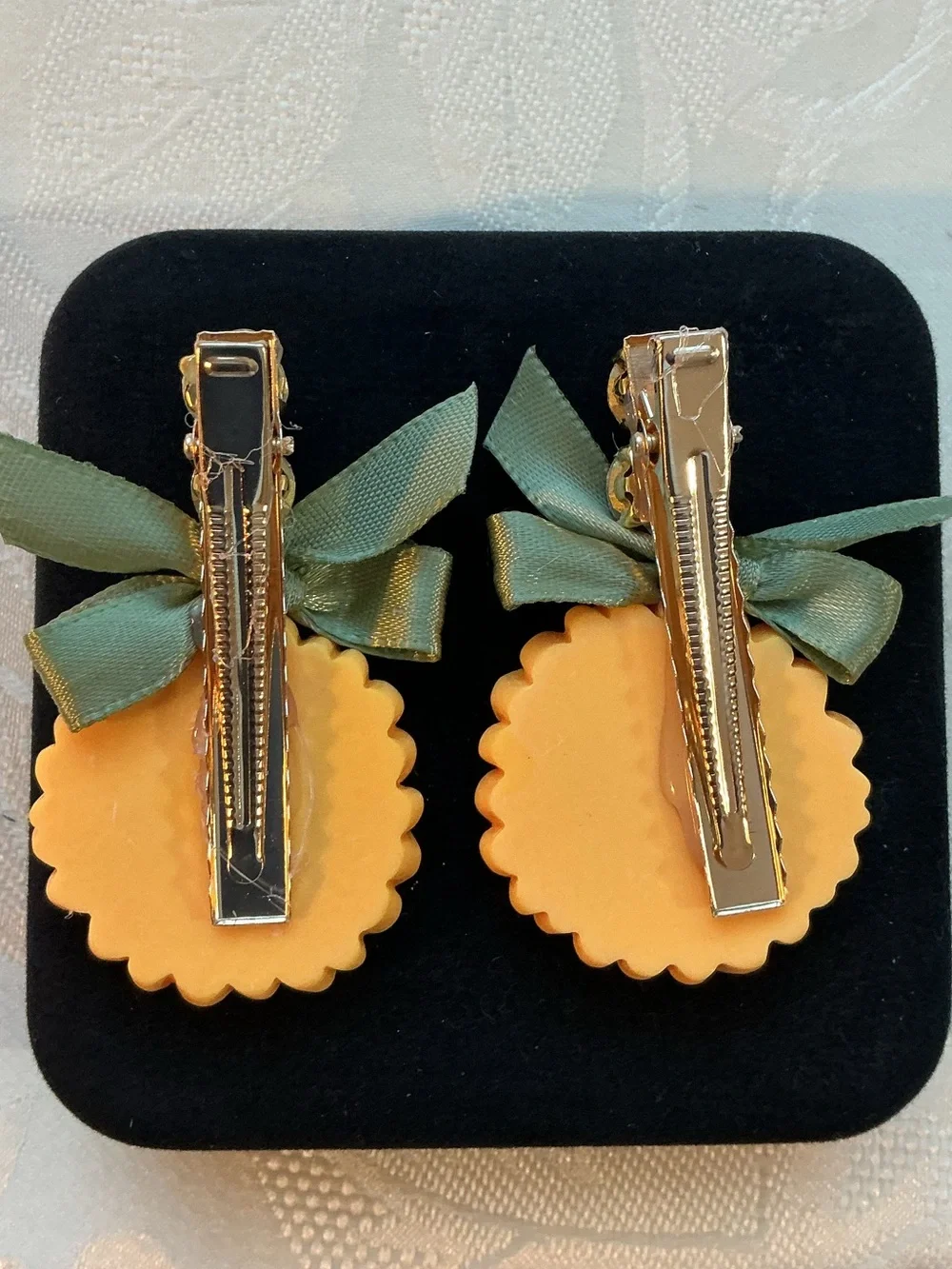 Pierina Sunflower Hair Clips with Green Bow and Rhinestones